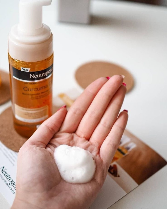 خرید فوم زردچوبه نوتروژینا اصل مناسب پوست چرب و حساس